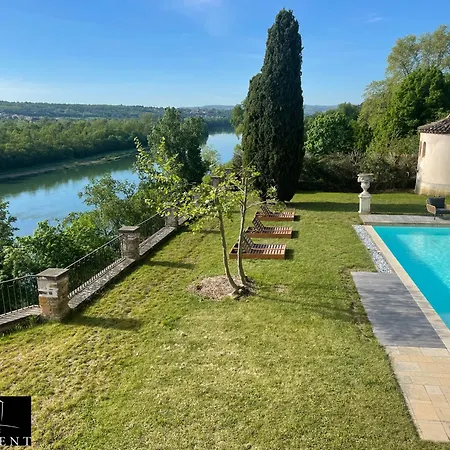 Cocon De Charme, Domaine Cornevent Lyon, Parc & Piscine Apartment